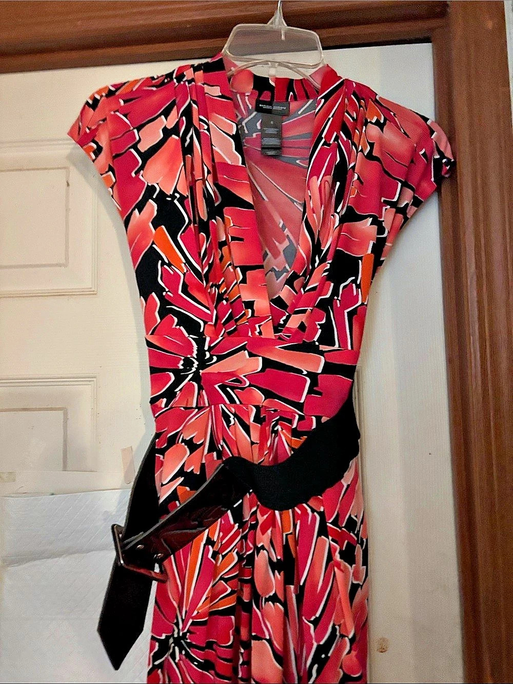 BISOU Abstract Print Midi Dress Red & Black Size 6